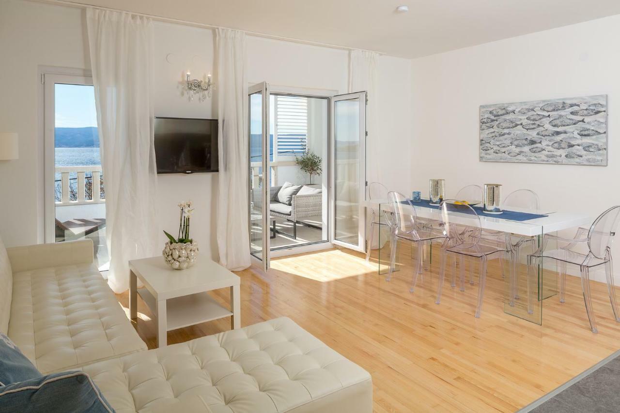 Apartments Villa Lux Dugi Rat Extérieur photo