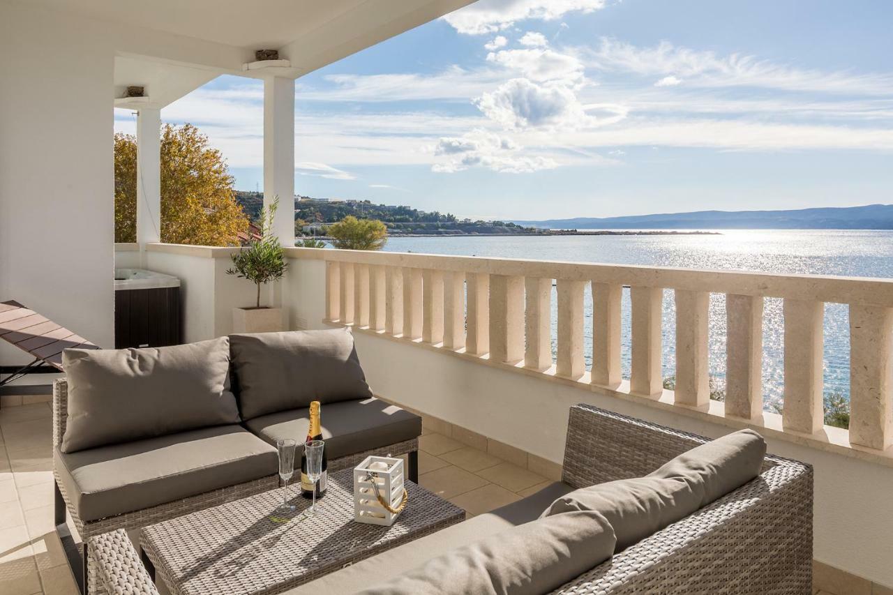 Apartments Villa Lux Dugi Rat Extérieur photo