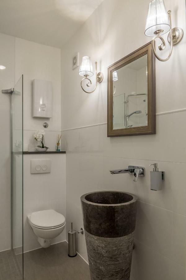 Apartments Villa Lux Dugi Rat Extérieur photo
