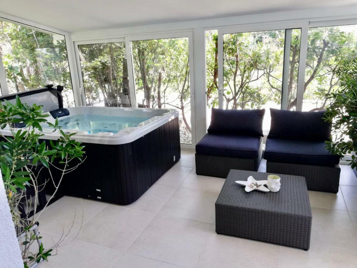 Apartments Villa Lux Dugi Rat Extérieur photo
